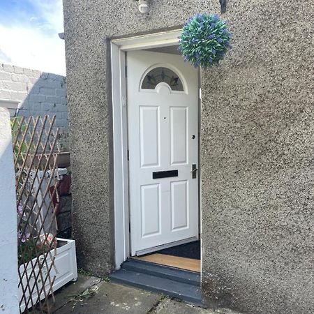 אדינבורו 1 Bed Flat At Drum Street מראה חיצוני תמונה