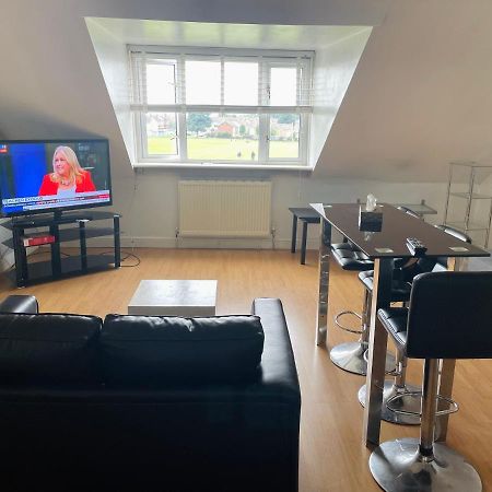 אדינבורו 1 Bed Flat At Drum Street מראה חיצוני תמונה