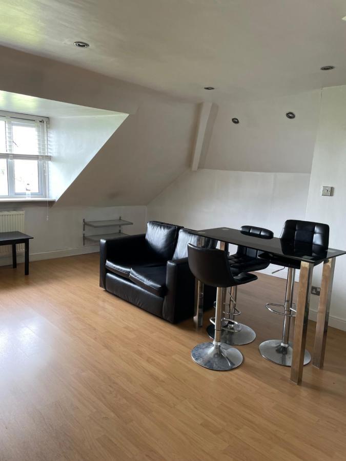 אדינבורו 1 Bed Flat At Drum Street מראה חיצוני תמונה